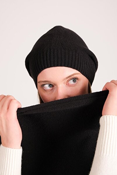 CHUBA Women's Melange Soft Button Scarf Beanie Set Black 23w505