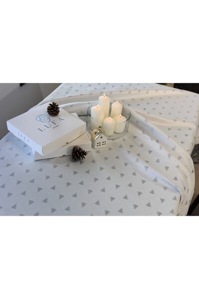 LUFA HOME Jakarlı Yılbaşı Masa Örtüsü 234