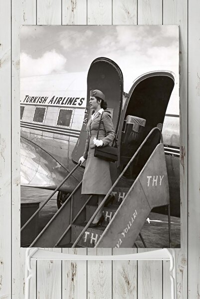 Postermanya Eski Uçak Ve Hostes Nostaljik Poster (30x40cm)