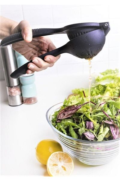 BYZHOME Cast Iron Citrus Lemon Squeezer
