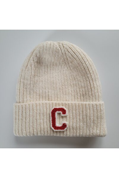 initialess Mohair Folded Knitted Ecru Wool Beret with Letter C