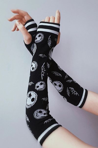 İYİ MODA Black Skull Sleeve