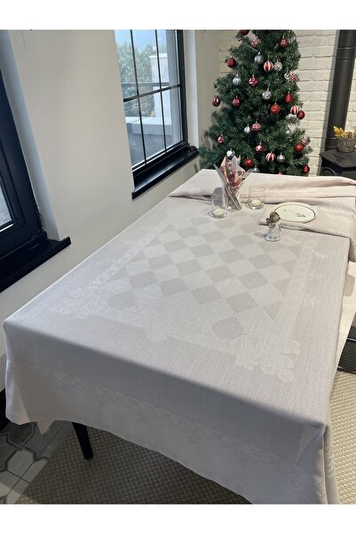 LUFA HOME مفرش طاولة الجاكار