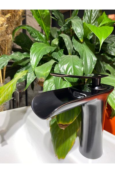 İSAOĞLU YAPI Matte Black Waterfall Sink Faucet Black Sink Faucet Black Bathroom Faucet