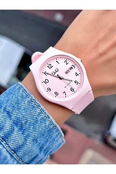 Q&Q Unisex Wristwatch Silicone Cord Sports Model Waterproof with Calendar