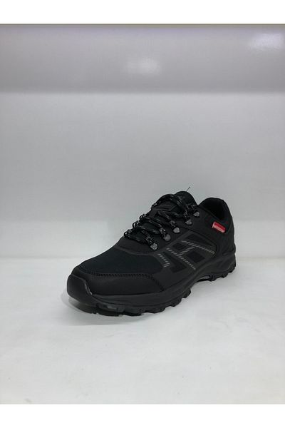 DUNLOP Black-black Water Resistant Outdoor Shoes