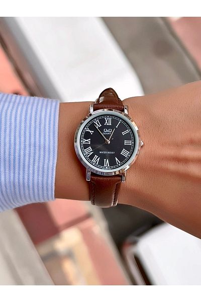 Q&Q Women's Wristwatch Leather Cord