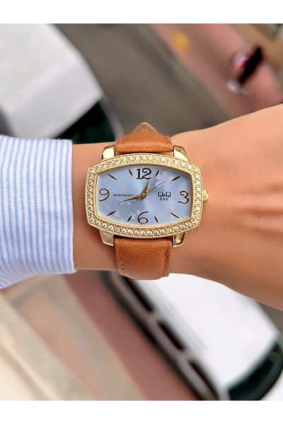 Q&Q Women's Wristwatch Leather Cord Waterproof