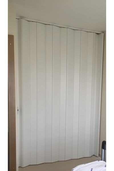 ERİKMANN Akordiyon Kapı Beyaz Camsız Tek Açılım 222 X 235 Cm