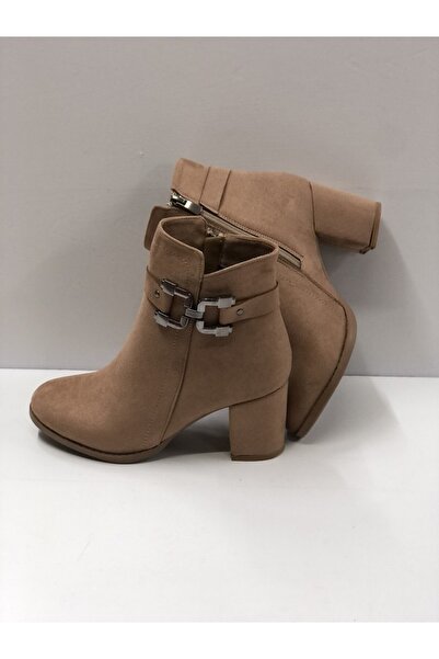 KAFKASLAR AYAKKABI Kalın Topuklu Zincir Detaylı Kısa Bot