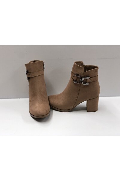 KAFKASLAR AYAKKABI Kalın Topuklu Zincir Detaylı Kısa Bot