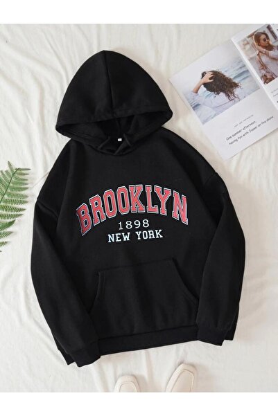 LOUİSA Hanorac negru oversize cu glugă cu imprimeu Brooklyn