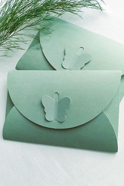 Dekorden 11X17 cm 100 Pieces Butterfly Buckle Invitation Envelope