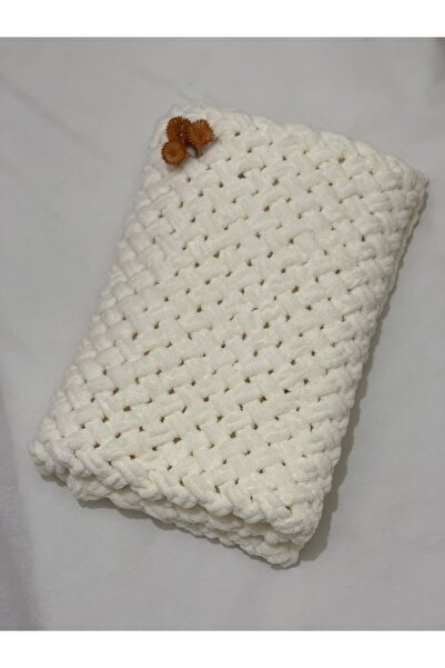 Berrak Alize Puffy Hand Knitted Blanket