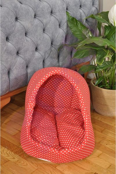 demsa Red Polka Dot Cave Cat House
