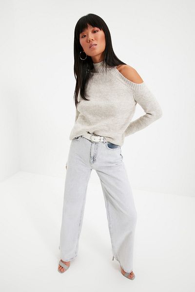 Trendyol Collection Strickpullover mit Steindetails und Ausschnitten – TWOAW20XS0006