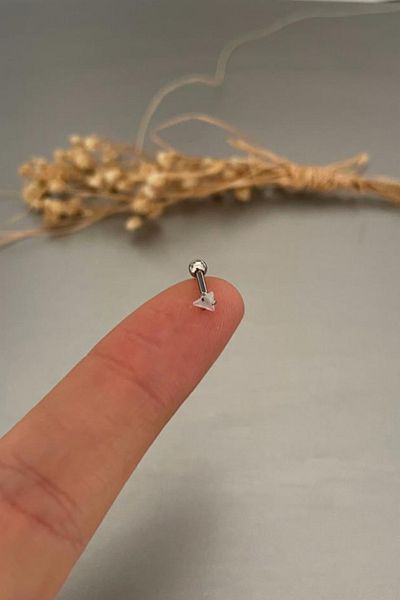 Jaida Moda Unisex Silver Color Triangle Zircon Stone Tragus Helix Piercing 6mm