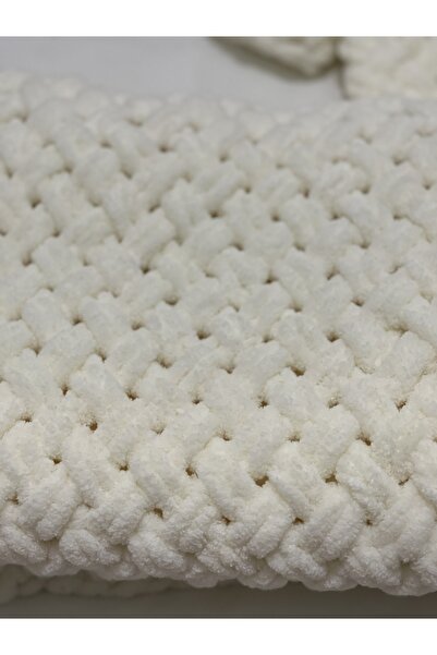 Berrak Alize Puffy Hand Knitted Blanket