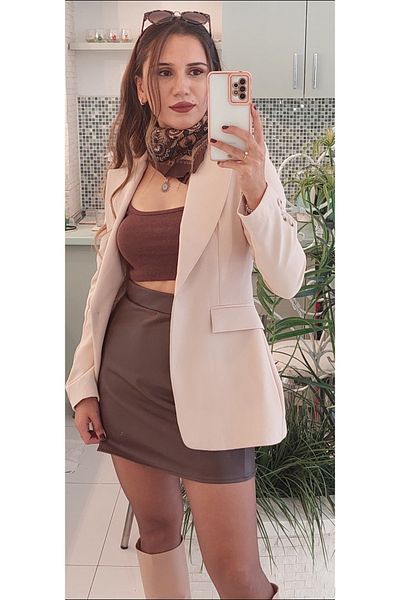 yelizyavuzcollection Beige Blazer Jacket
