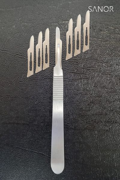 SANOR Cretuar Blade and 100 Spare Tips No. 15