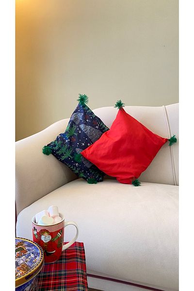 White Alamode Set de 2 perne cu model de pin de culoare albastră și culoare roșie 40x40cm
