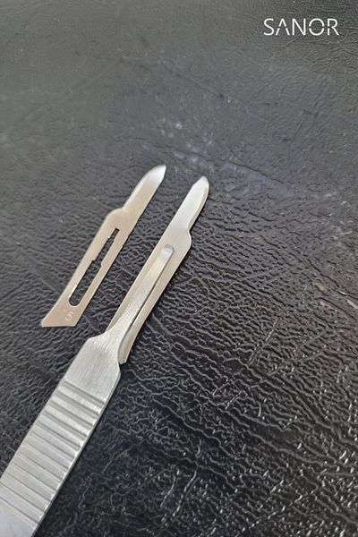 SANOR Cretuar Blade and 100 Spare Tips No. 15