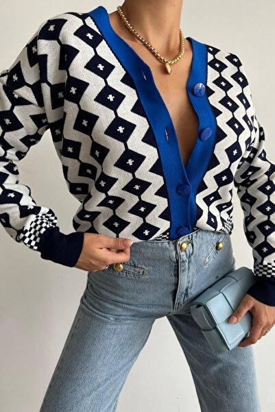 lovebox Women's Patterned Button Detailed Blue Striped V-Neck Knitwear Cardigan 0179