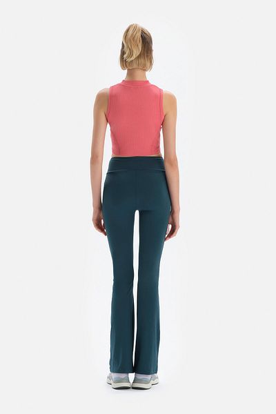 Dagi Tile Crew Neck Sleeveless Undershirt
