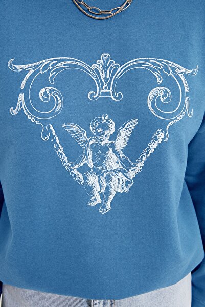 Trendyol Collection Modrá tištěná oversize tlustá pletená mikina TWOAW22SW0701