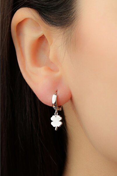 Lieza Kadın 925 Ayar Gümüş Yonca Küpe