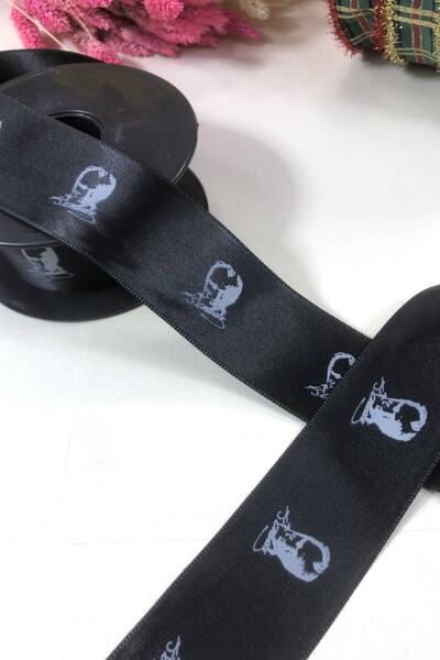 Hobigram Μαύρη Σατέν Κορδέλα με σχέδιο Atatürk 4 εκ. 1 μέτρο – Κορδέλα, Κομψό Σχέδιο, Γυναικείο Αξεσουάρ – Κορδέλα