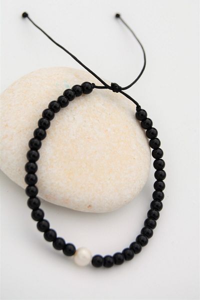 Stoneage Non-Metal Anti-Allergic Bracelet with Pearl and Onyx Stones