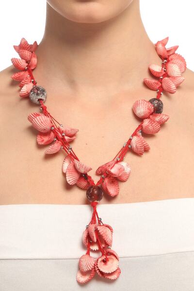 Rouge Women's Red Colored Moulin Sea Shell Necklace