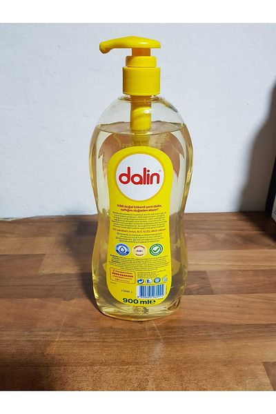 Dalin 700 Ml and 200 Ml Baby Shampoo - Gift
