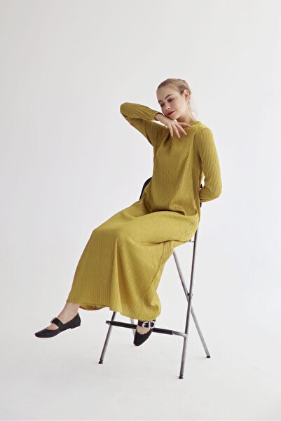 She Sea Hardal Rengi Pliseli Uzun Tesettür Elbise