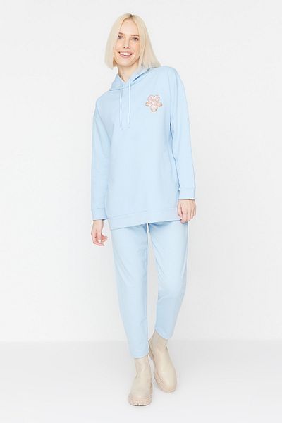 Trendyol Modest Light Blue Floral Motif Knitted Tracksuit Set TCTAW23EN00058