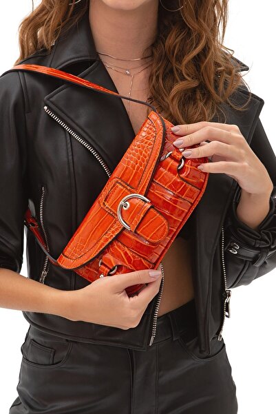 Lukas Kadın Tokalı Çapraz Kol Çantası