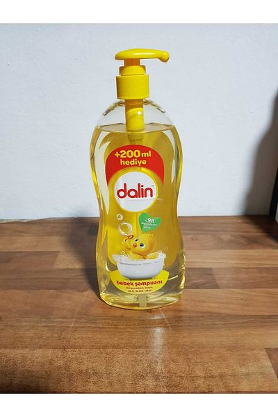 Dalin 700 Ml and 200 Ml Baby Shampoo - Gift