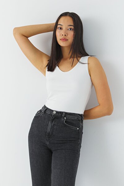 urban focus V-Neck Crop Tank Top