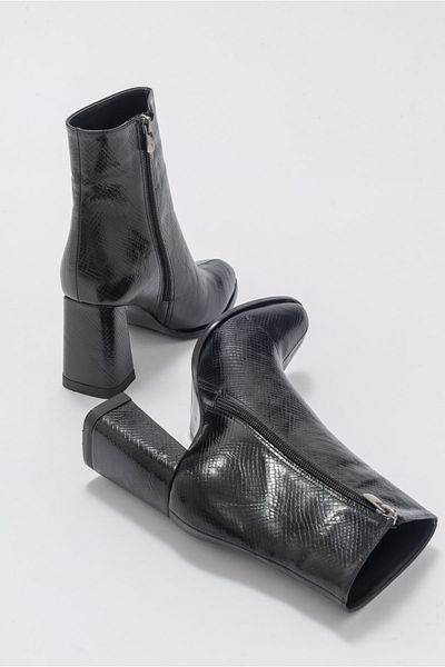 LuviShoes Dámské kozačky na podpatku Jewel Black Print