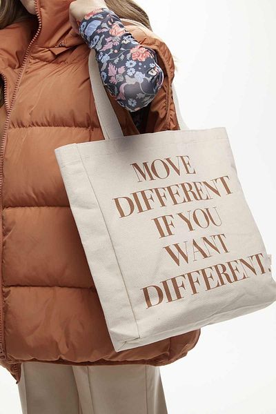 Manuka Bedruckte Canvas-Stofftasche mit Seitenfalten, anders