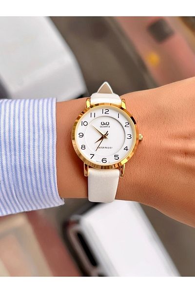 Q&Q Women's Wristwatch Leather Cord Waterproof