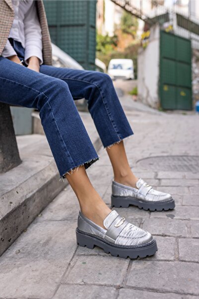 ANGELİNA JONES Crespo Kadın Gumus Parasut Kumaş Toka Detay Loafer Ayakkabı