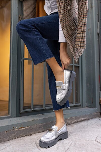 ANGELİNA JONES Crespo Kadın Gumus Parasut Kumaş Toka Detay Loafer Ayakkabı