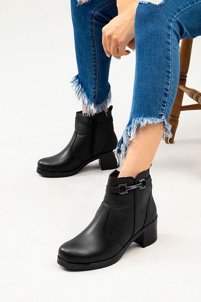 Adım Adım Black Genuine Leather Buckle Detail Zippered Daily Women's Boots