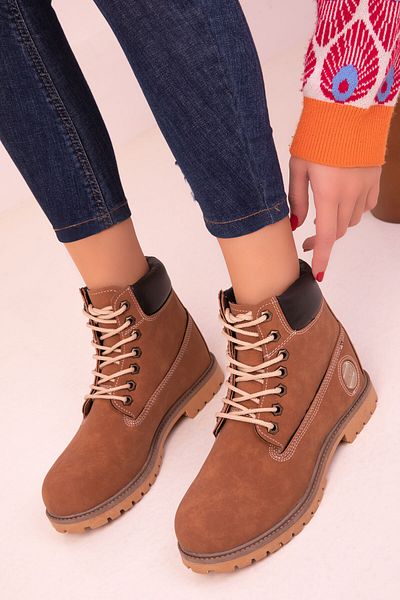 SOHO Cinnamon Women's Boots & Booties 17614