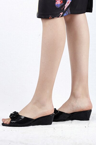 mikay shoes Hakiki Deri Boncuk Tokalı Şık Ev Terliği