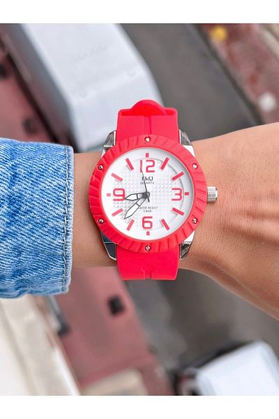 Q&Q Unisex Wristwatch Silicone Cord Sports Model Waterproof