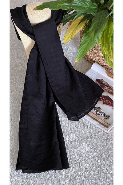 Enba None Shawl Black