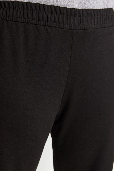 Trendyol Curve Große Größen in Sweathose - Schwarz - Jogger